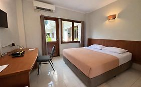 Hotel Winotosastro Garden